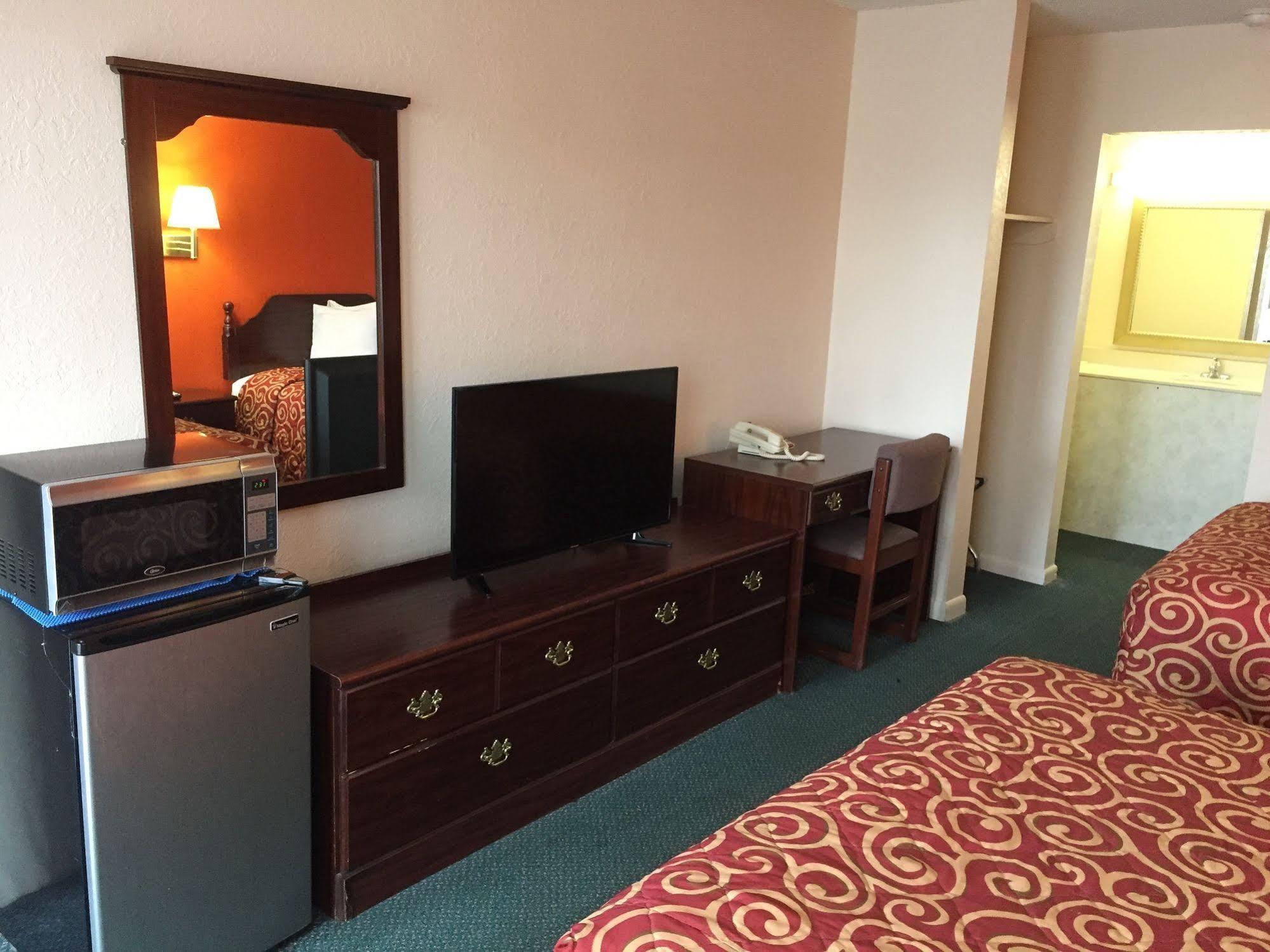 Economy Inn St. James Eksteriør bilde